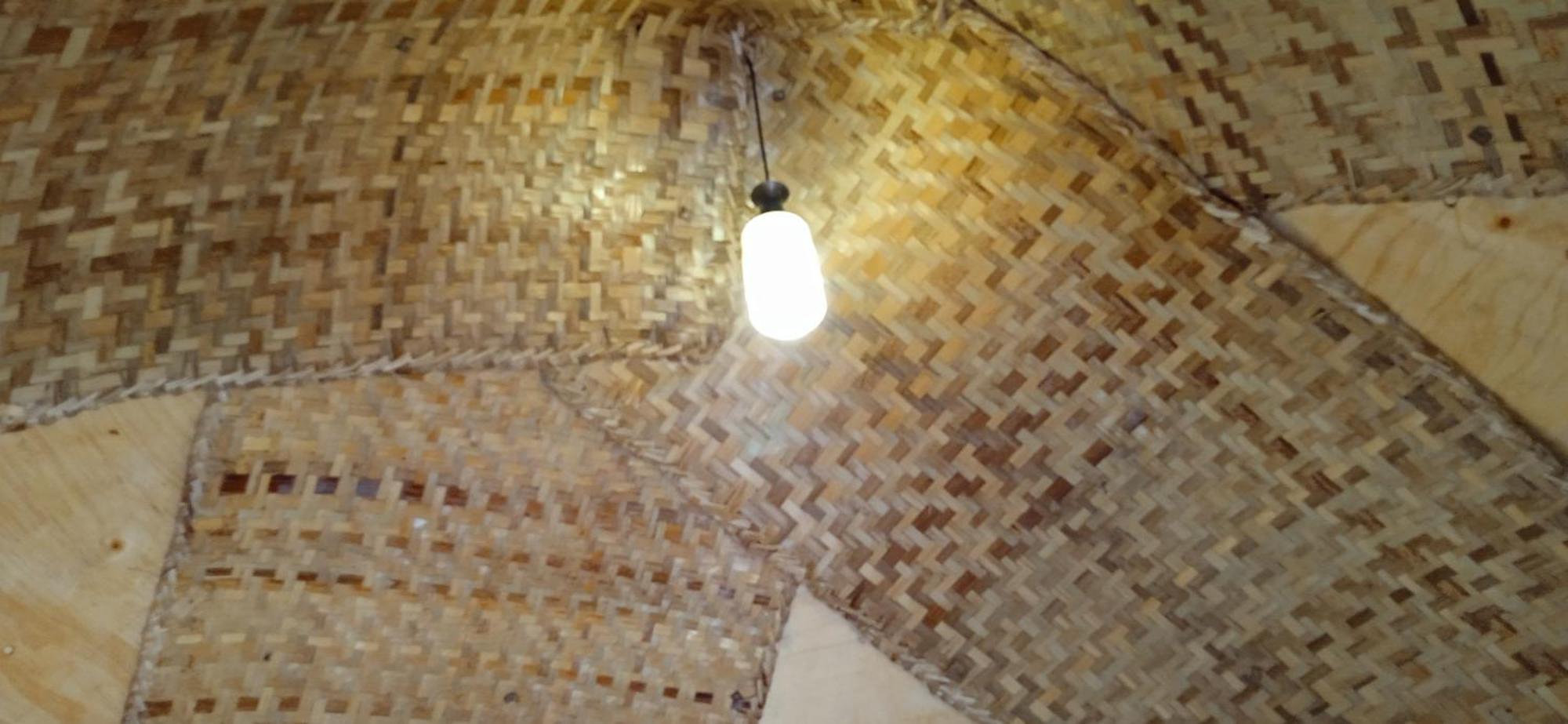Plastic Bottles House Entebbe Buitenkant foto